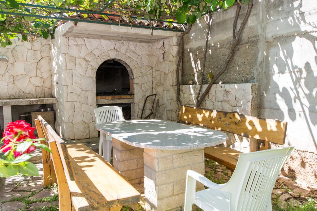 טרוגיר Apartmani Ferdi מראה חיצוני תמונה