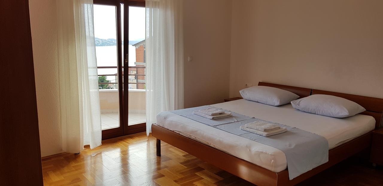 טרוגיר Apartmani Ferdi מראה חיצוני תמונה